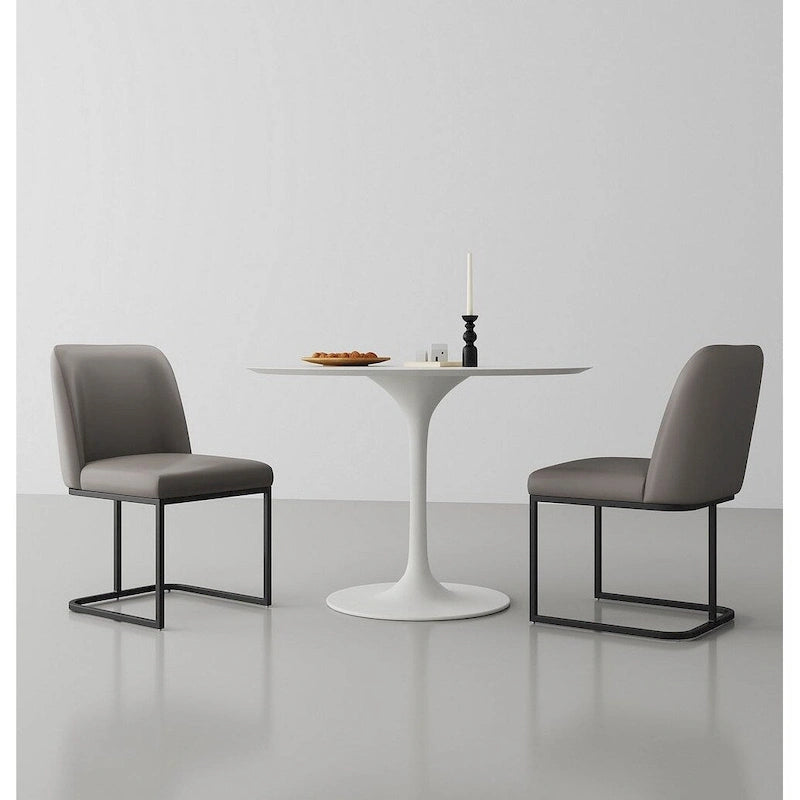 Chaise de salle à manger moderne en similicuir