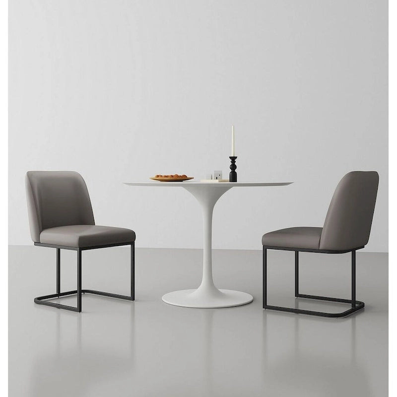 Chaise de salle à manger moderne en similicuir