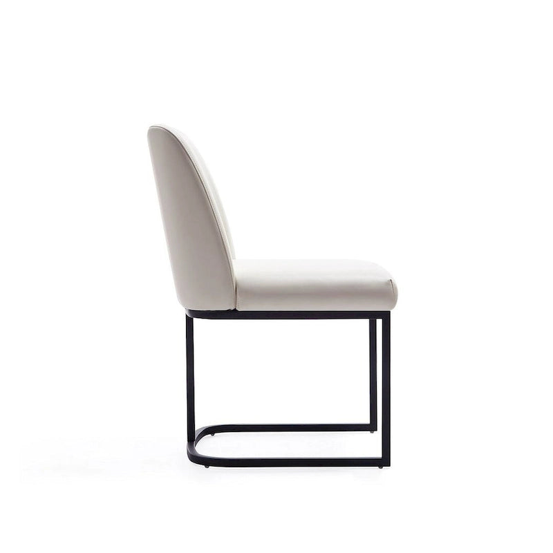 Chaise de salle à manger moderne en similicuir