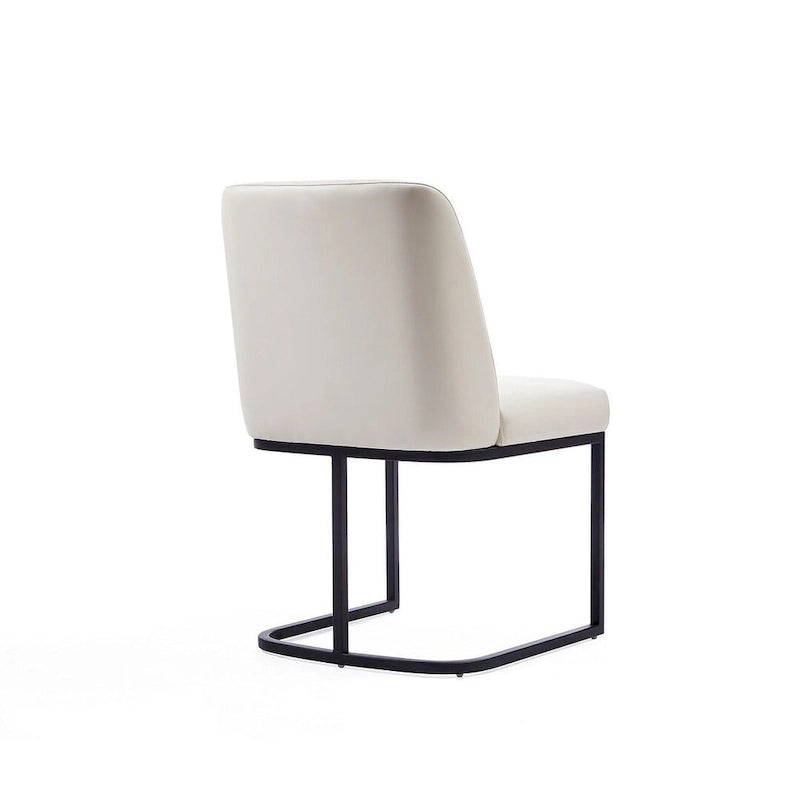 Chaise de salle à manger moderne en similicuir