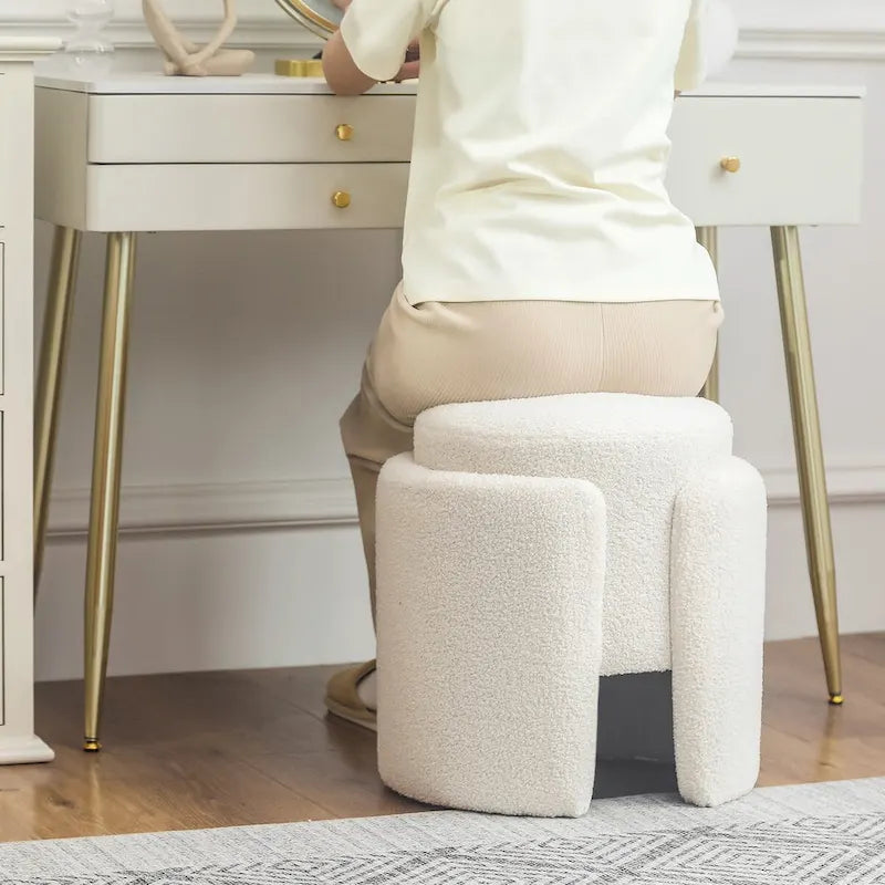 Pouf ottoman rond en tissu peluche Teddy